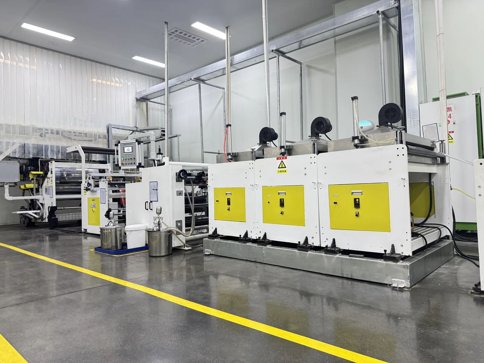 Thermoforming equipment — view 4